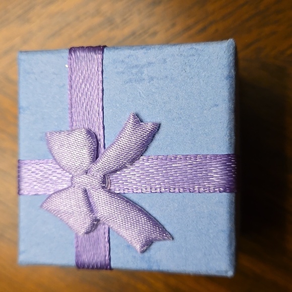 (2 Pairs) Unisex Stainless Steel Cross Ear Stud Earrings - Silver & Gold Tone - Picture 5 of 6